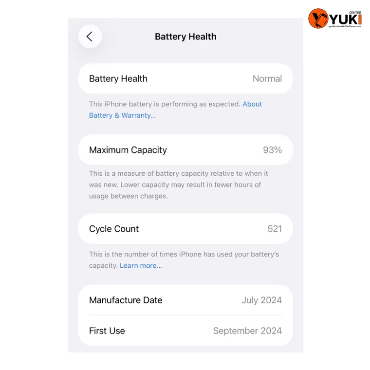 ภาพหน้าจอ Battery Health ของ iPhone แสดง Maximum Capacity 93% และ Cycle Count 521 ครั้ง
