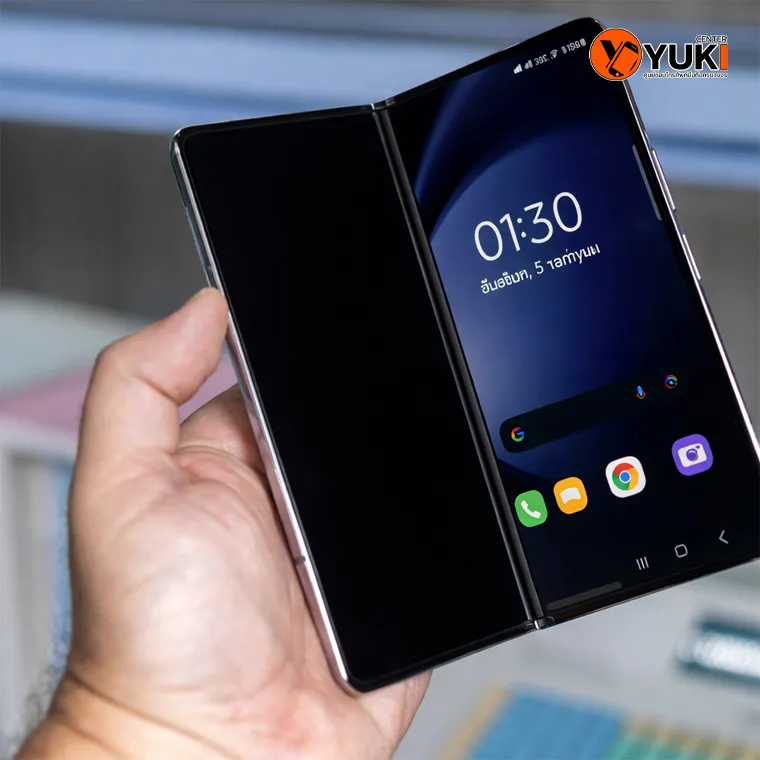 Samsung Galaxy Z Fold 5 พับแล้วหน้าจอดับ สายแพจอเริ่มเสีย