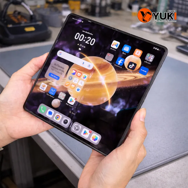 Honor Magic V3 กางจอใน จอพับทำงานปกติ หลังการตรวจเช็กและซ่อมหน้าจอ